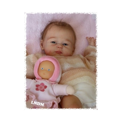 Sheila Carmela Michael girl body with connectors