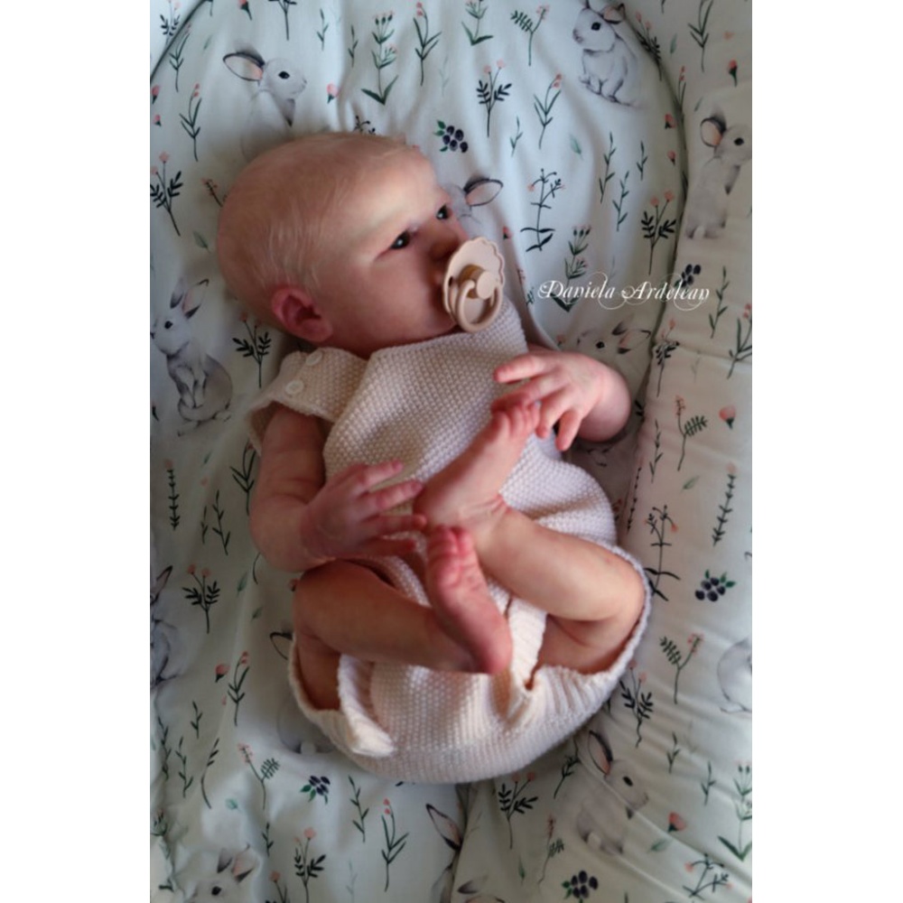 Realborn® SILICONE Isabelle Sleeping (19 Reborn Doll Kit)